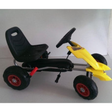 Детский вело-мобиль,на педалях,с резиновыми колесами. GM28(желтый, красный, зеленый)