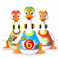 Музыкальная игрушка Huile Toys Танцующий гусь, в ассортименте (828)
