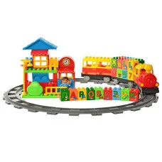 Конструктор Limo Toy Маленький паровозик (М 5338 UR)